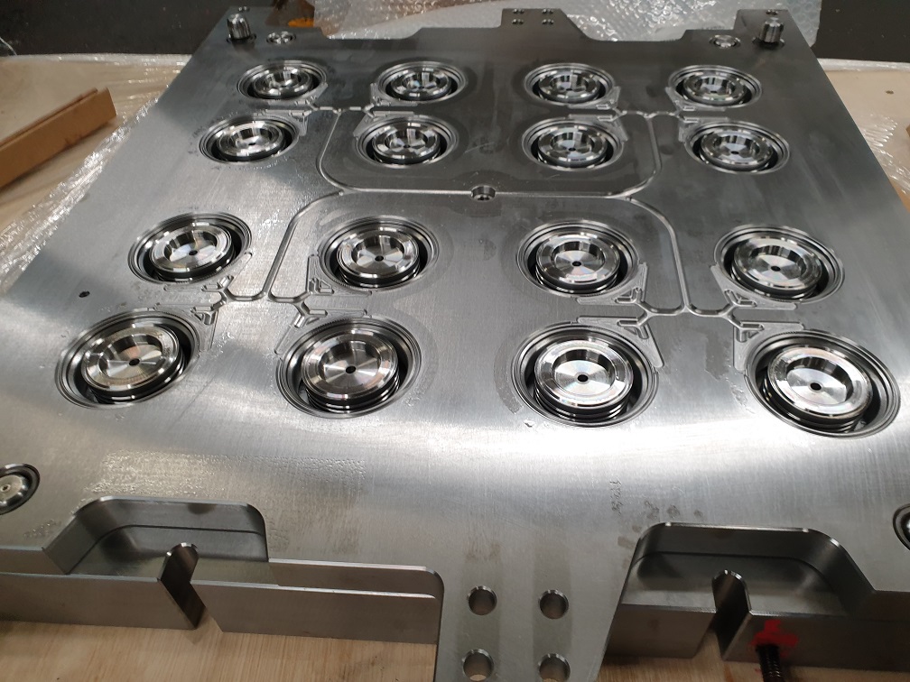 cnc manufacturing & tooling